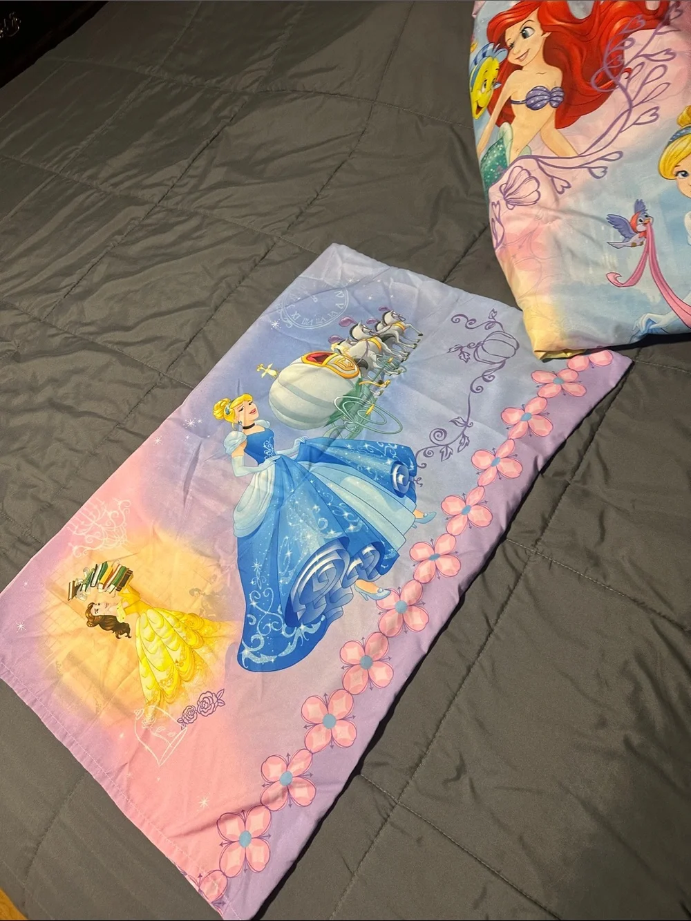 Disney Princess Pink Kids Bedding Throw - Rapunzel, Ariel, Belle & Cind